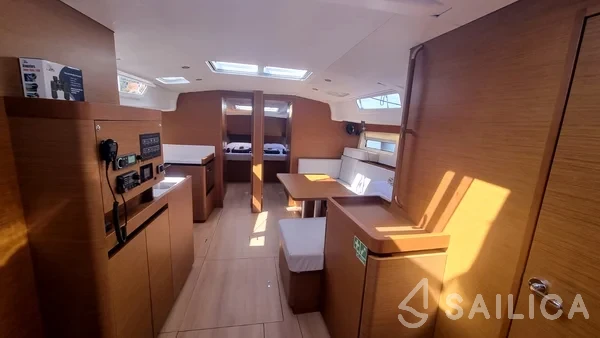 Sun Odyssey 490 - Yacht Charter Sailica
