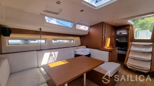 Sun Odyssey 490 - Yacht Charter Sailica