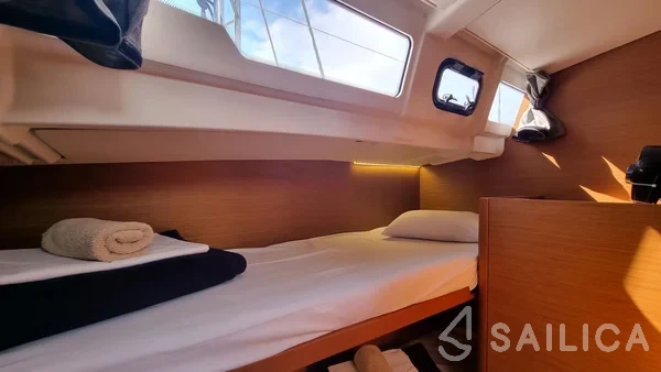 Sun Odyssey 490 - Yacht Charter Sailica