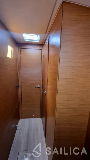 Sun Odyssey 490 - Yacht Charter Sailica