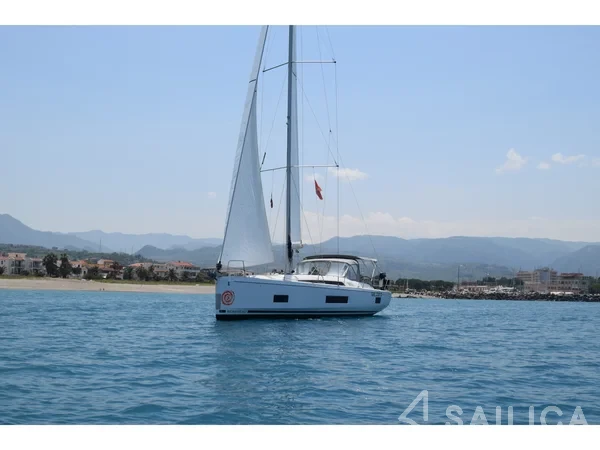 Oceanis 46.1 - Yacht Charter Sailica