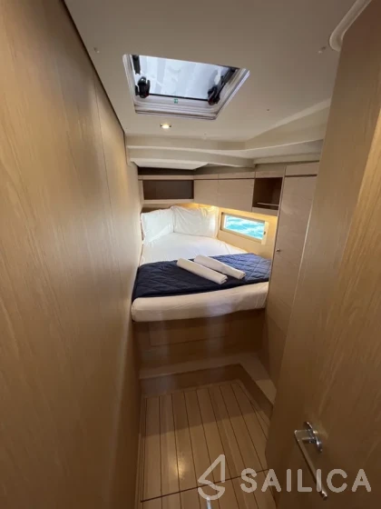 Oceanis 46.1 - Yacht Charter Sailica