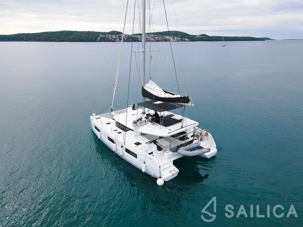 Lagoon 46  - Yacht Charter Sailica