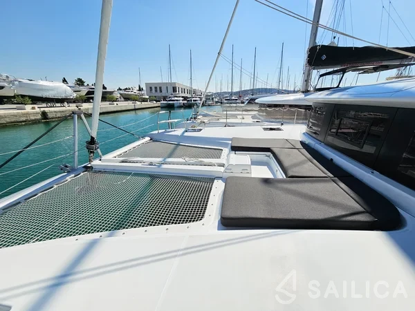 Lagoon 46  - Yacht Charter Sailica