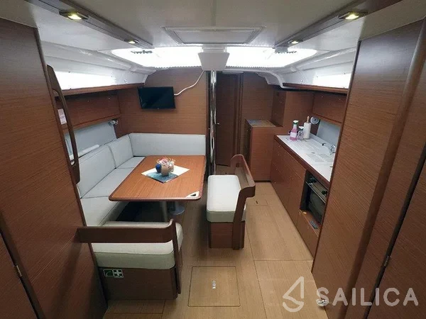 Dufour 430 - Yacht Charter Sailica