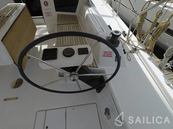 Dufour 430 - Yacht Charter Sailica
