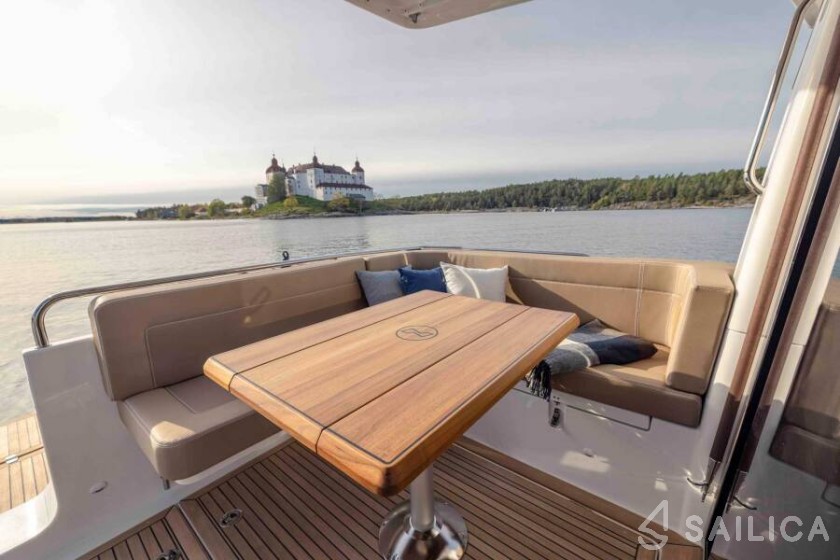 Nimbus 365 Coupé - Yacht Charter Sailica