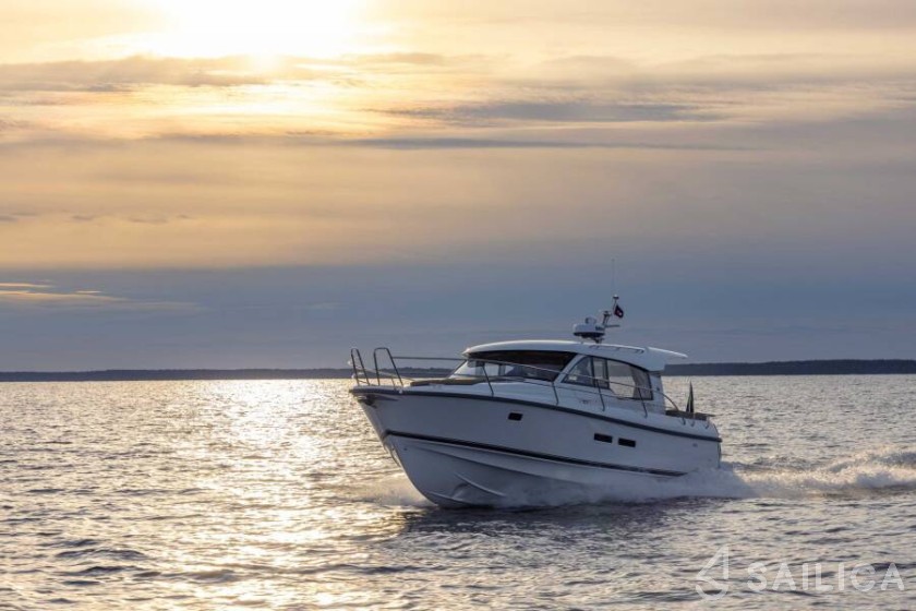 Nimbus 365 Coupé - Yacht Charter Sailica