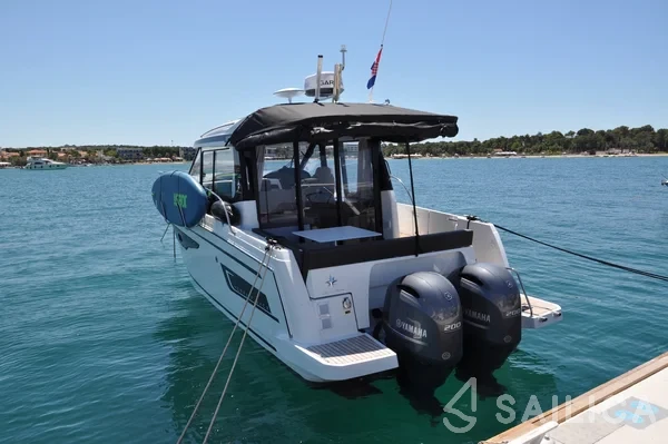 Merry Fisher 895 - Yacht Charter Sailica