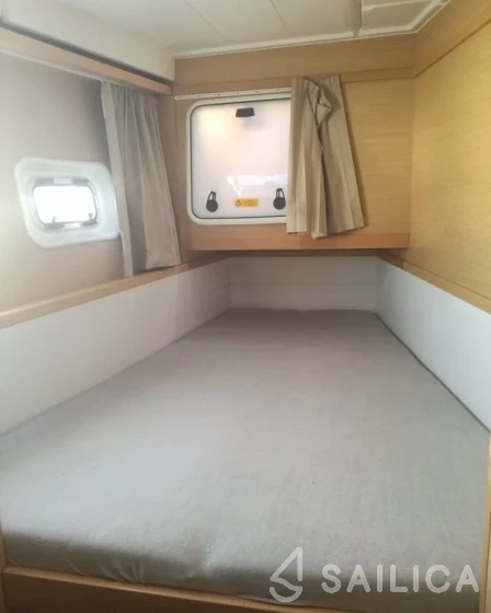 Lagoon 39 - Yacht Charter Sailica