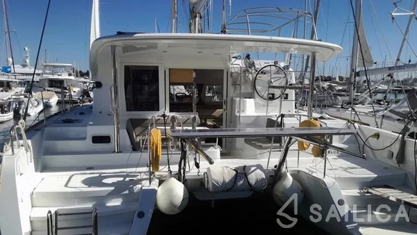 Lagoon 39 - Yacht Charter Sailica