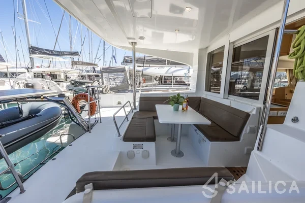 Lagoon 39 - Yacht Charter Sailica