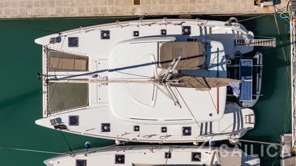 Lagoon 39 - Yacht Charter Sailica