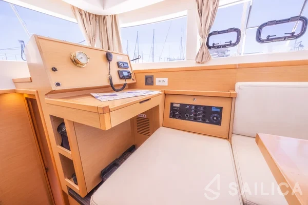 Lagoon 39 - Yacht Charter Sailica