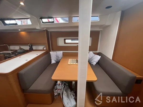 First 44 - Yacht Charter Sailica