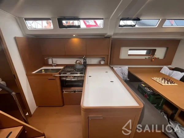 First 44 - Yacht Charter Sailica