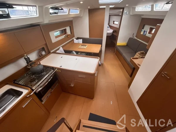 First 44 - Yacht Charter Sailica
