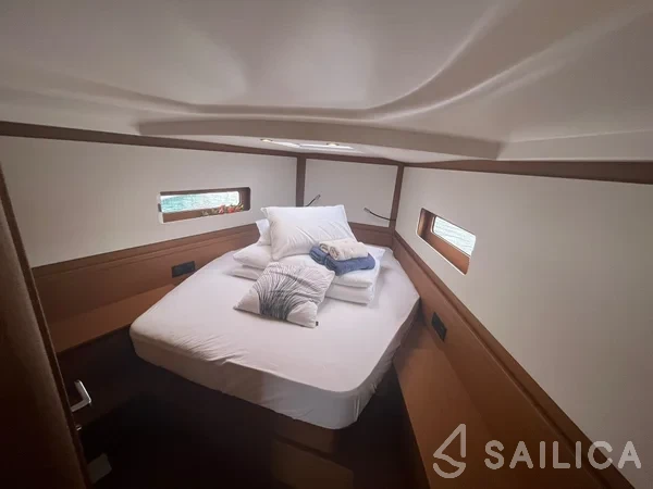 First 44 - Yacht Charter Sailica