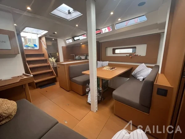 First 44 - Yacht Charter Sailica