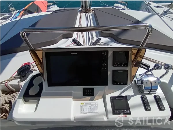 Lagoon 51 - Yacht Charter Sailica