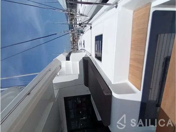 Lagoon 51 - Yacht Charter Sailica