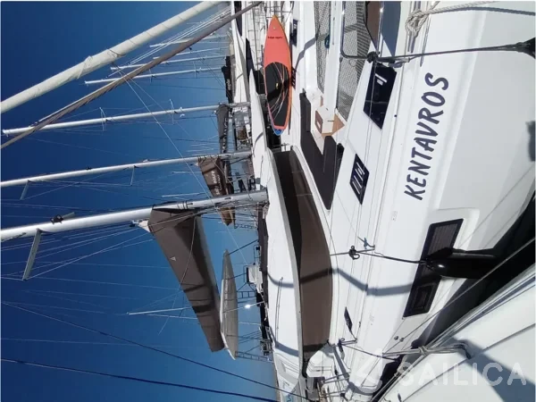 Lagoon 51 - Yacht Charter Sailica