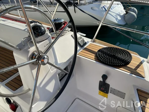 Sun Odyssey 479 - Yacht Charter Sailica
