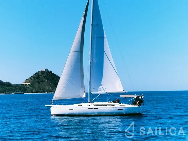 Sun Odyssey 479 - Yacht Charter Sailica