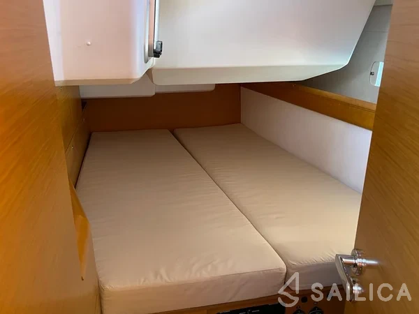 Sun Odyssey 479 - Yacht Charter Sailica