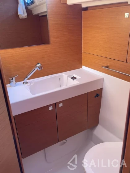 Sun Odyssey 479 - Yacht Charter Sailica