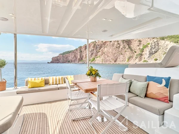 Lagoon 51 - Yacht Charter Sailica