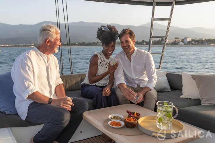 Lagoon 51 - Yacht Charter Sailica