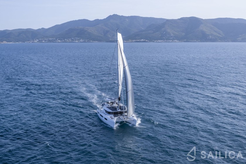 Lagoon 51 - Yacht Charter Sailica