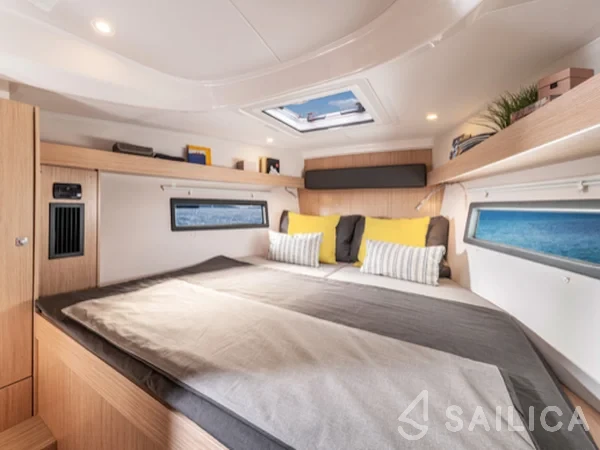 Bavaria 38 - Yacht Charter Sailica