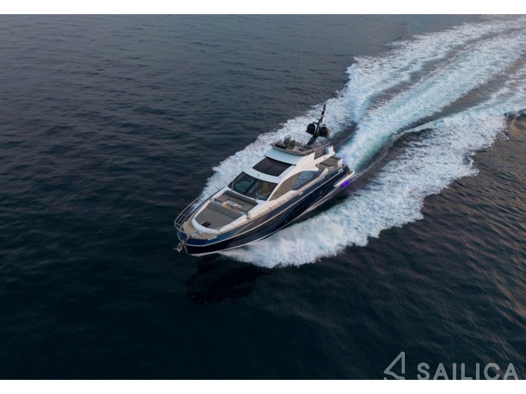 Azimut S7 - Yacht Charter Sailica