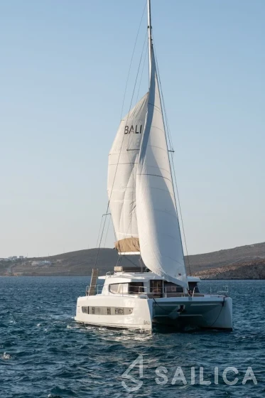 Bali 4.4 - Yacht Charter Sailica