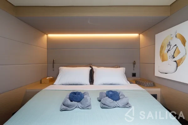 Lagoon 55 - Yacht Charter Sailica