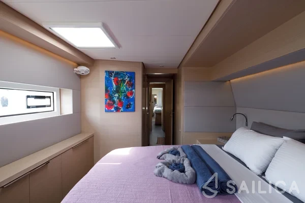 Lagoon 55 - Yacht Charter Sailica