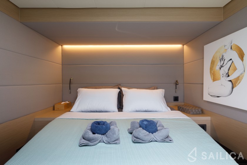 Lagoon 55 - Yacht Charter Sailica