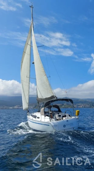 Bavaria 34 - Yacht Charter Sailica