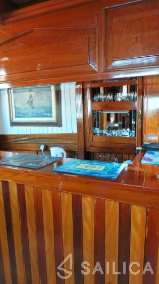 Gulet - Yacht Charter Sailica