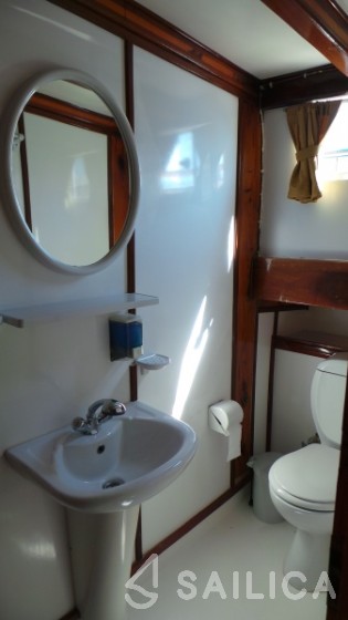 Gulet - Yacht Charter Sailica