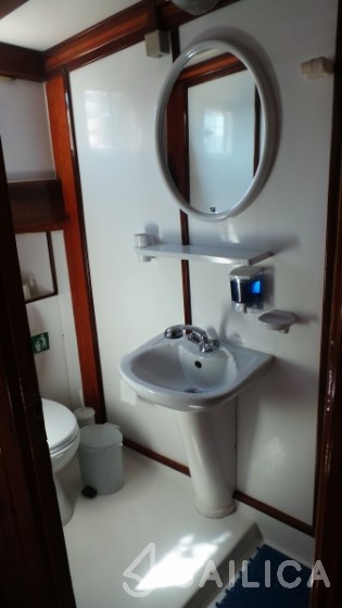 Gulet - Yacht Charter Sailica