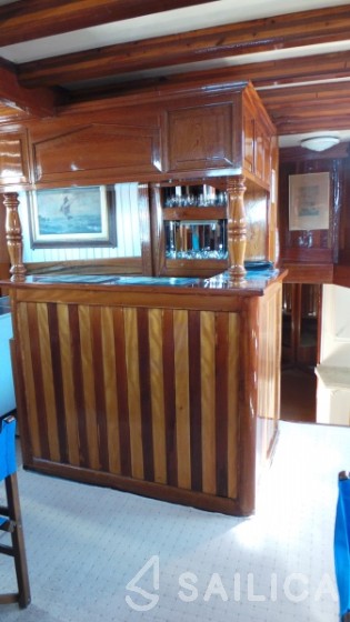 Gulet - Yacht Charter Sailica