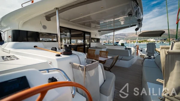 Excess 15 - Yacht Charter Sailica