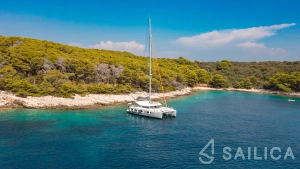 Excess 15 - Yacht Charter Sailica