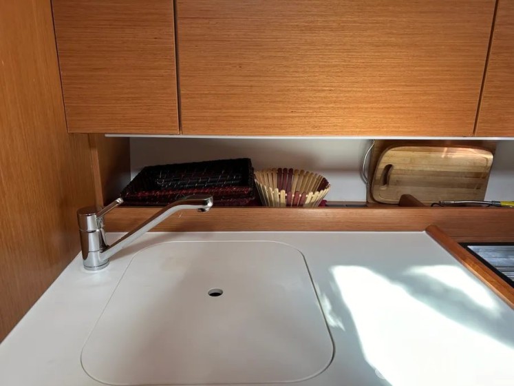 Bavaria C42 - Yacht Charter Sailica