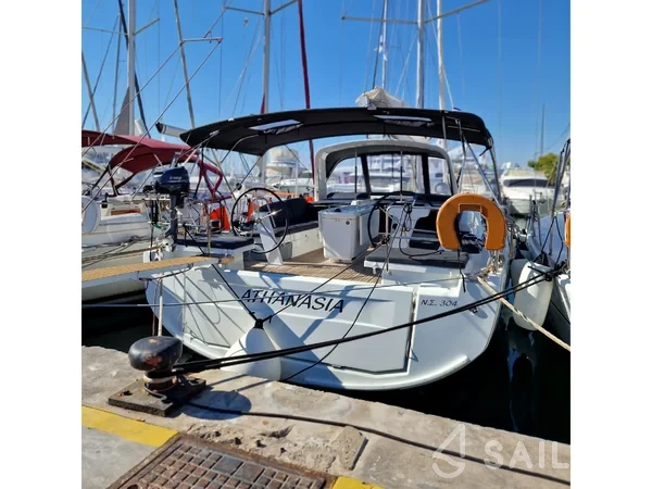 Oceanis 46.1 - Yacht Charter Sailica