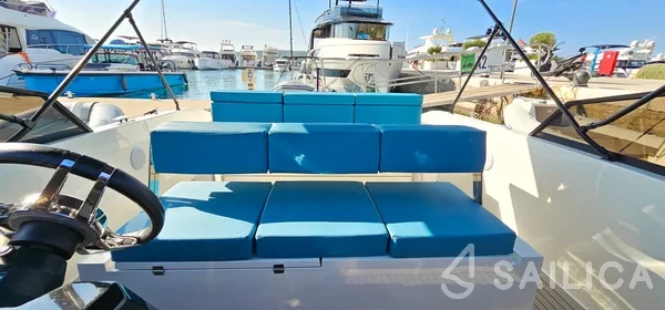 De Antonio D28 Open - Yacht Charter Sailica