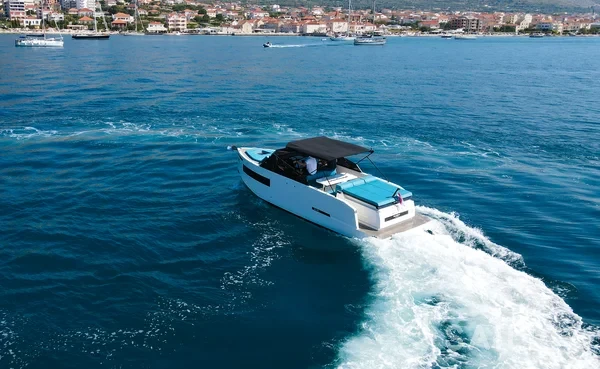 De Antonio D28 Open - Yacht Charter Sailica